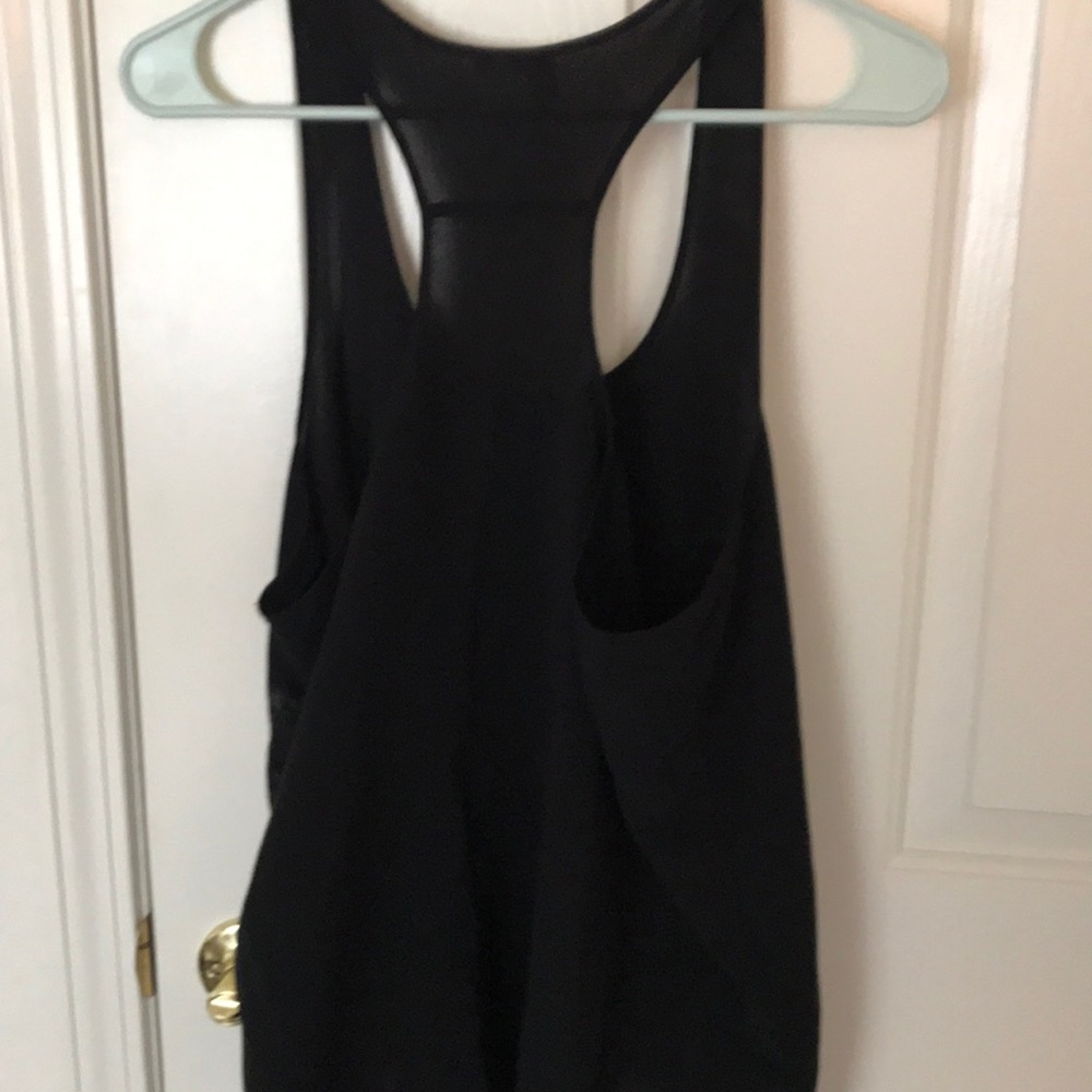 Flowy Tank - Picture 4 of 4
